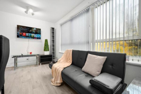 Solihull Retreat- Apartment in Heart of Birmingham- Jlr, Nec , Airport , Wifi , Netflix